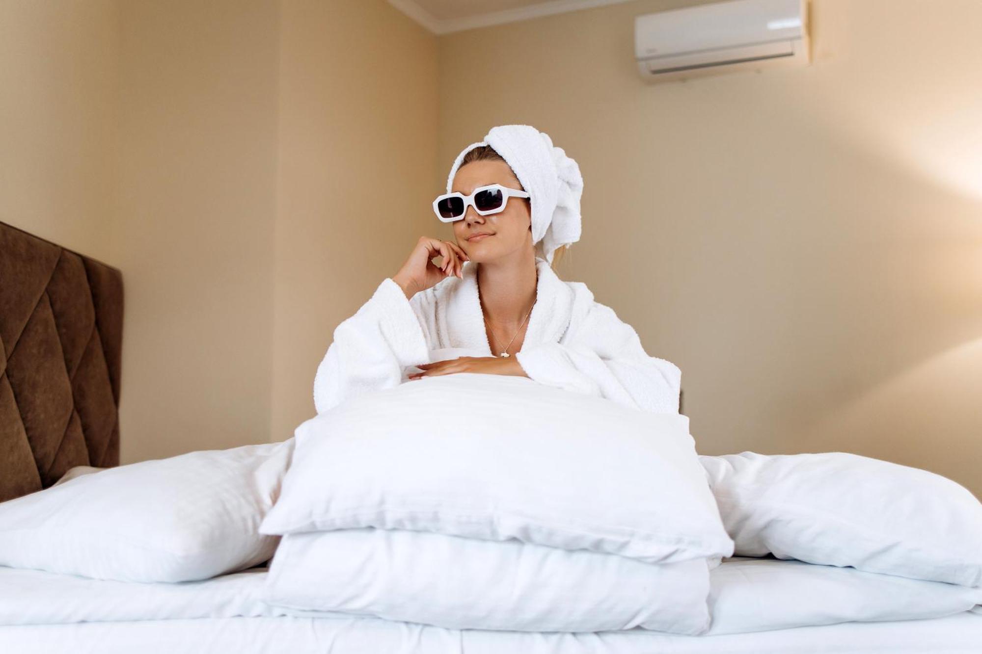 Eduard Hotel ウージュホロド エクステリア 写真